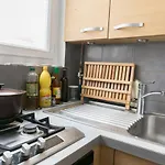 Charming Modern Studio Near Montmartre
