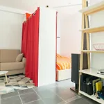Charming Modern Studio Near Montmartre